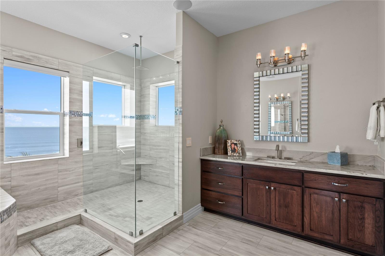 Image 42 of 92 For 15612 Gulf Boulevard