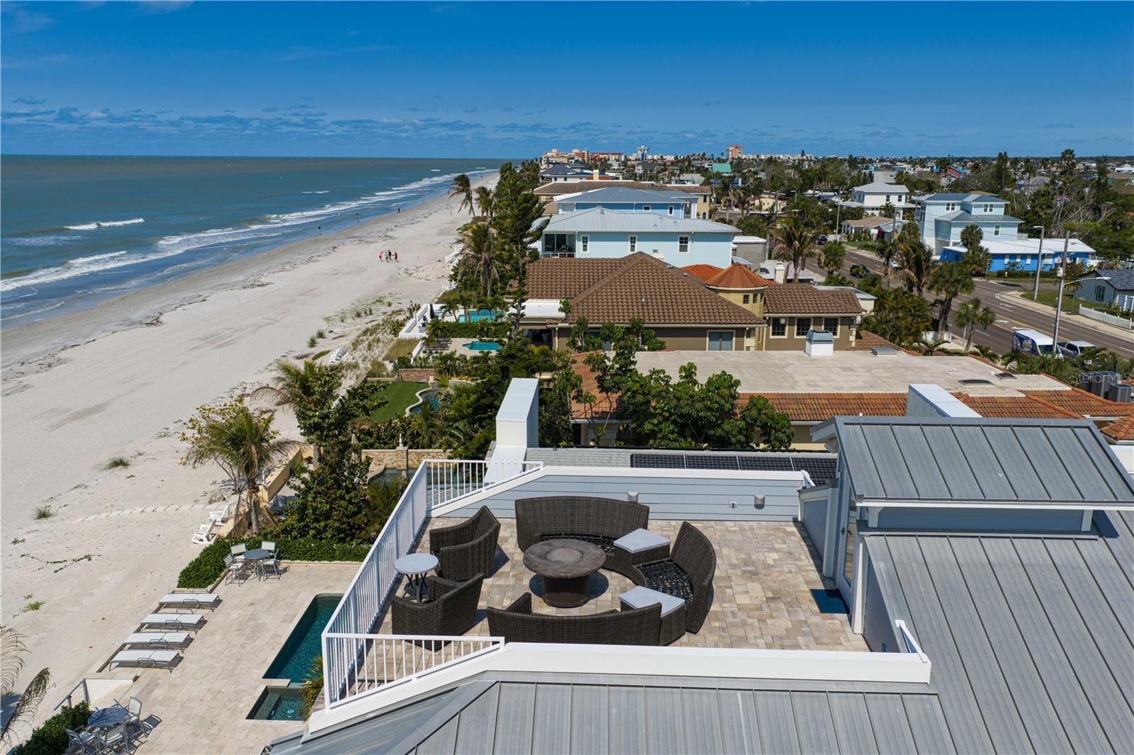 Image 56 of 92 For 15612 Gulf Boulevard