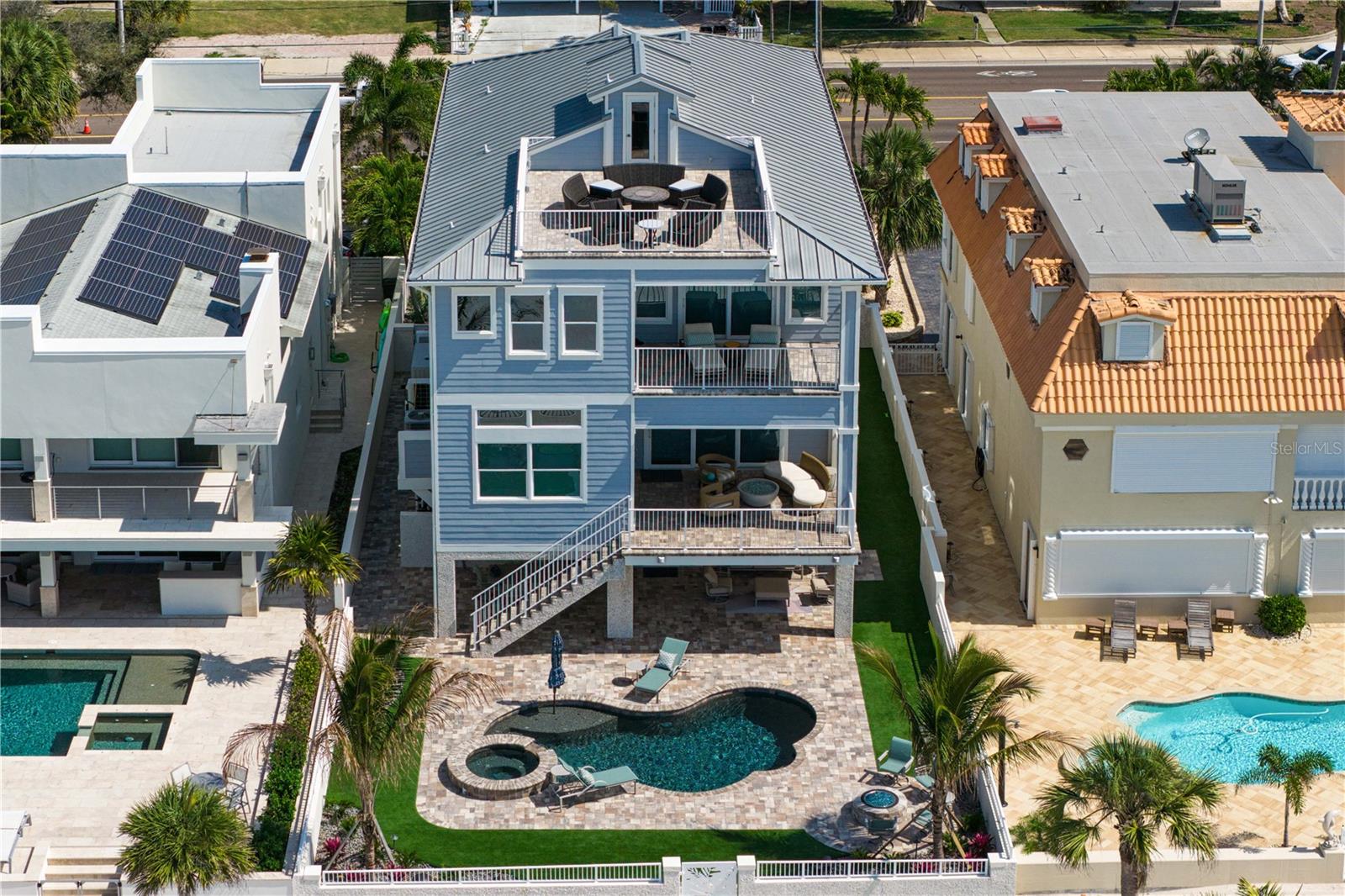 Image 61 of 92 For 15612 Gulf Boulevard