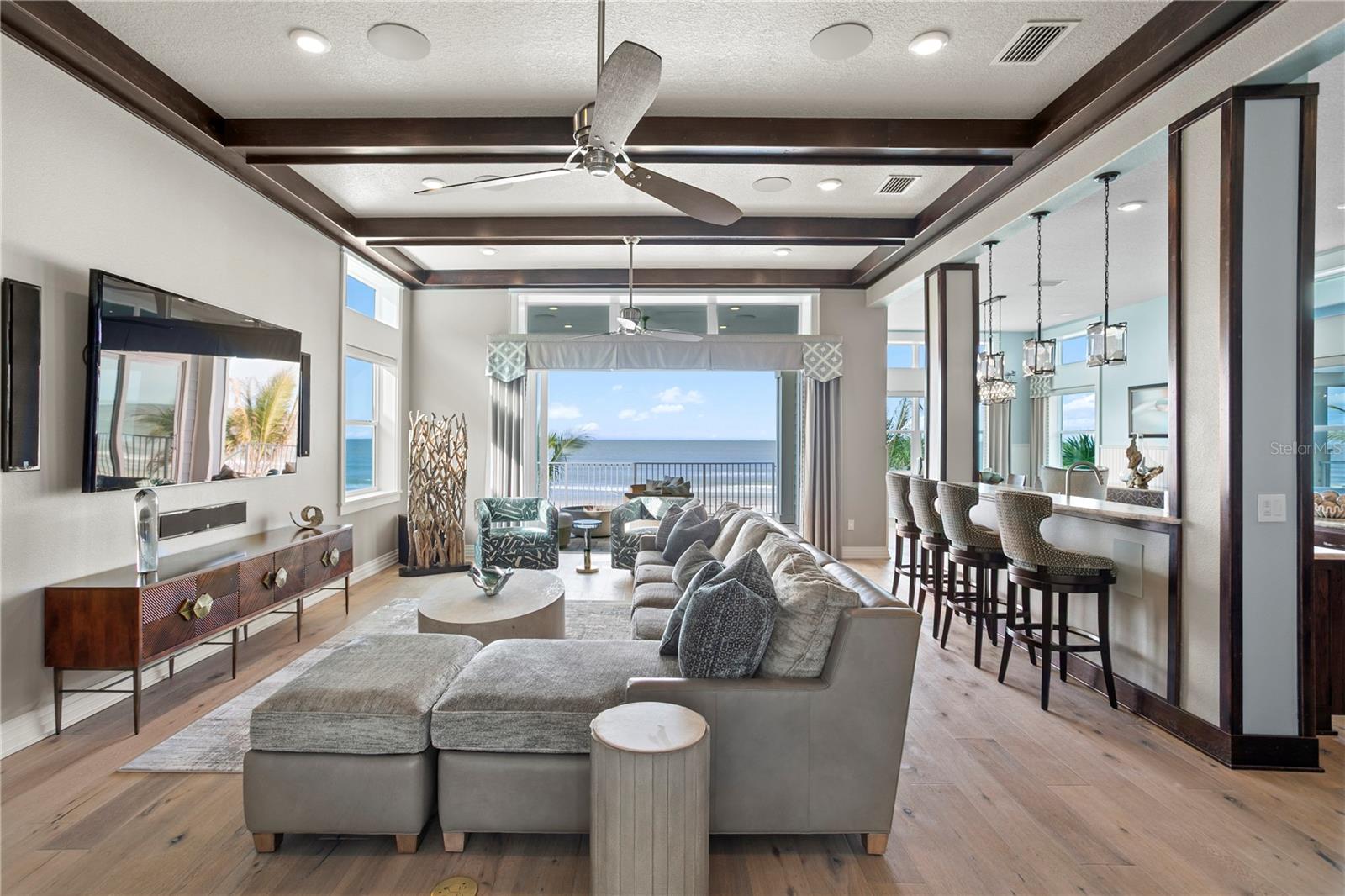 Image 9 of 92 For 15612 Gulf Boulevard