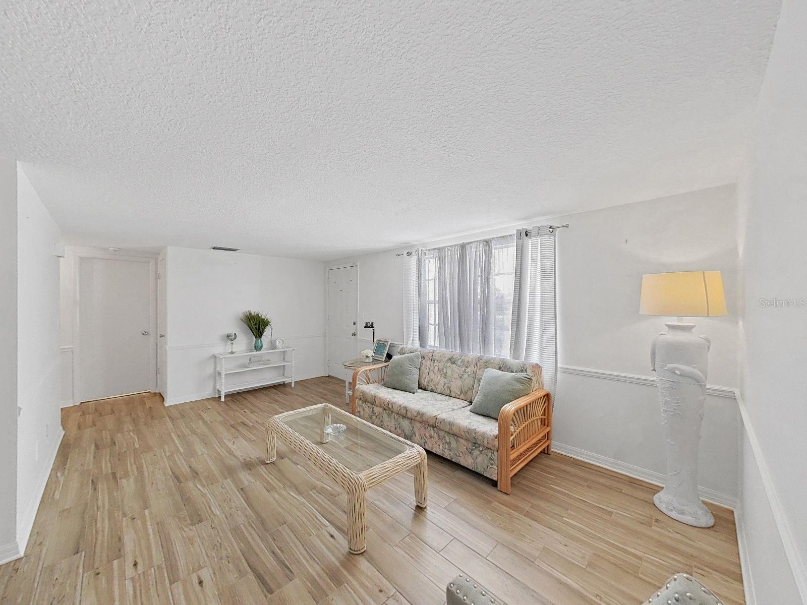 Image 10 of 31 For 2337 Hama Drive