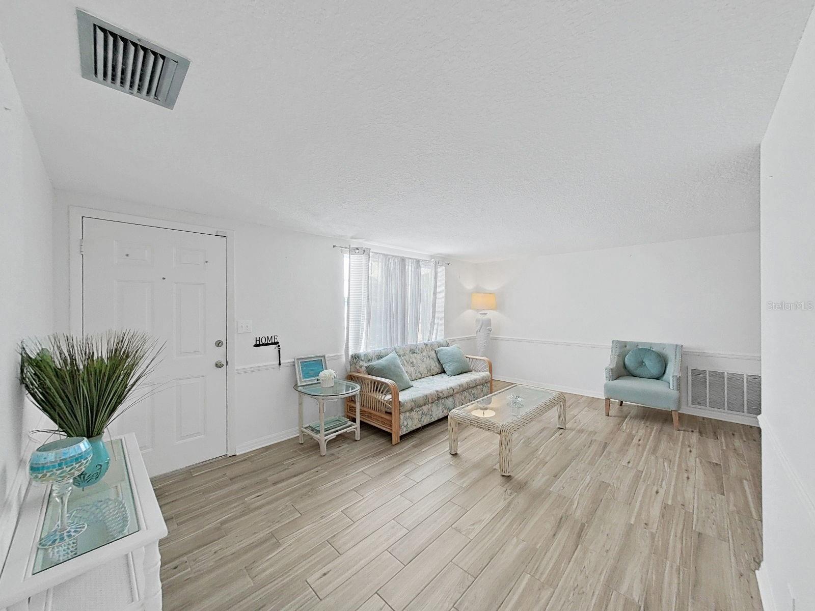 Image 11 of 31 For 2337 Hama Drive