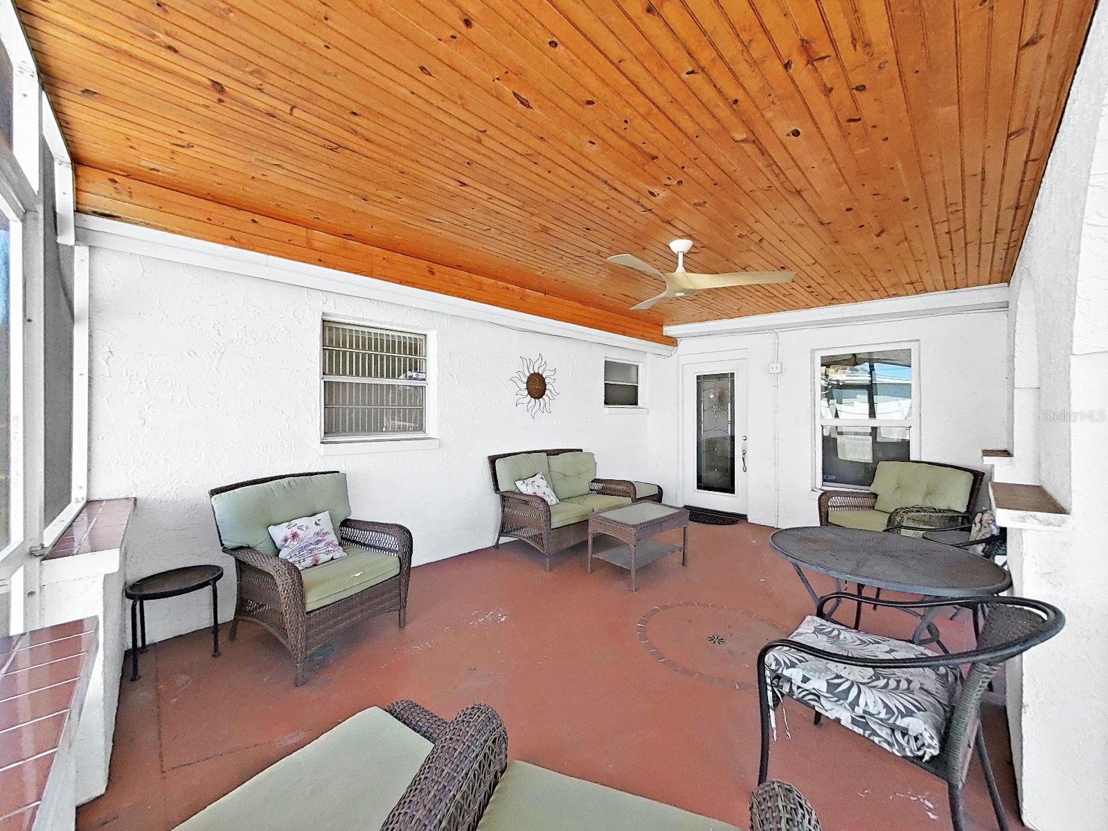 Image 16 of 31 For 2337 Hama Drive