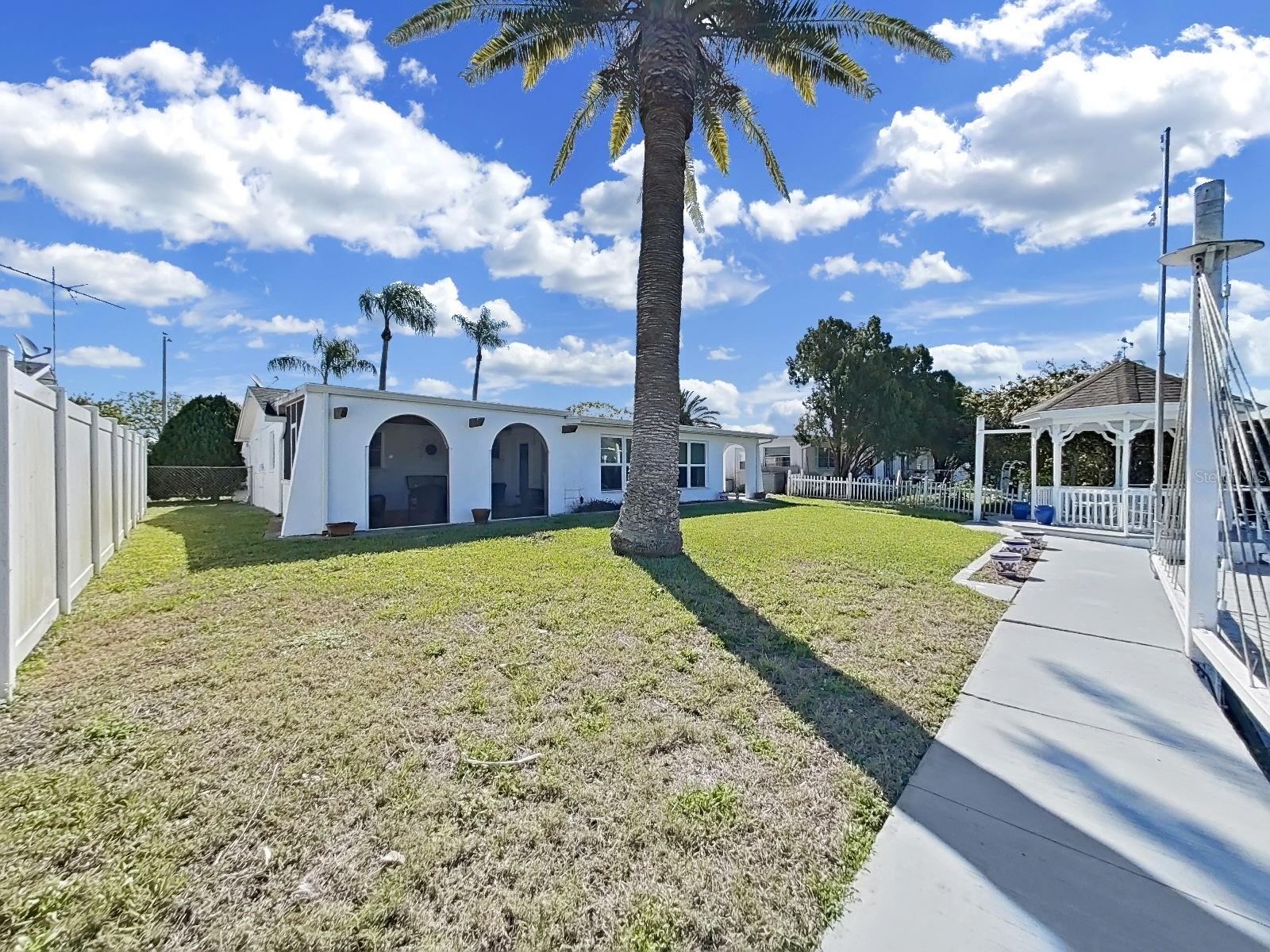 Image 21 of 31 For 2337 Hama Drive