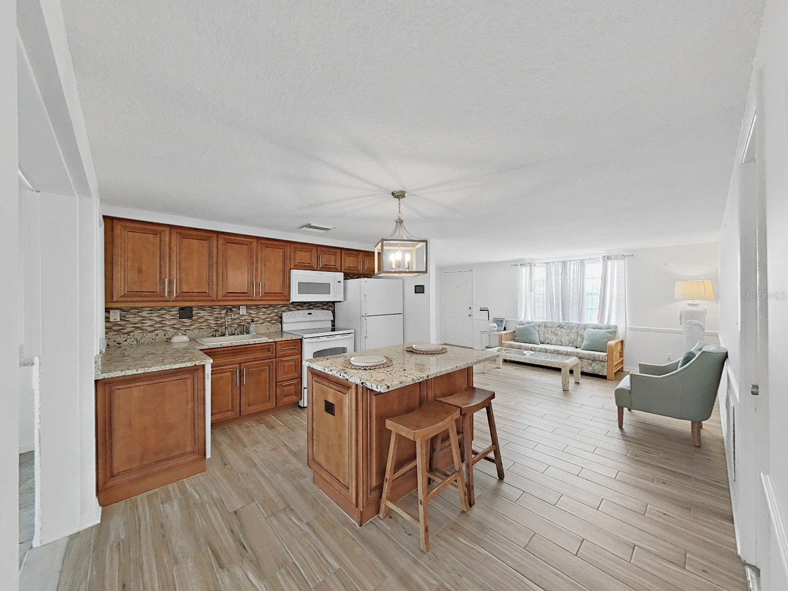 Image 3 of 31 For 2337 Hama Drive