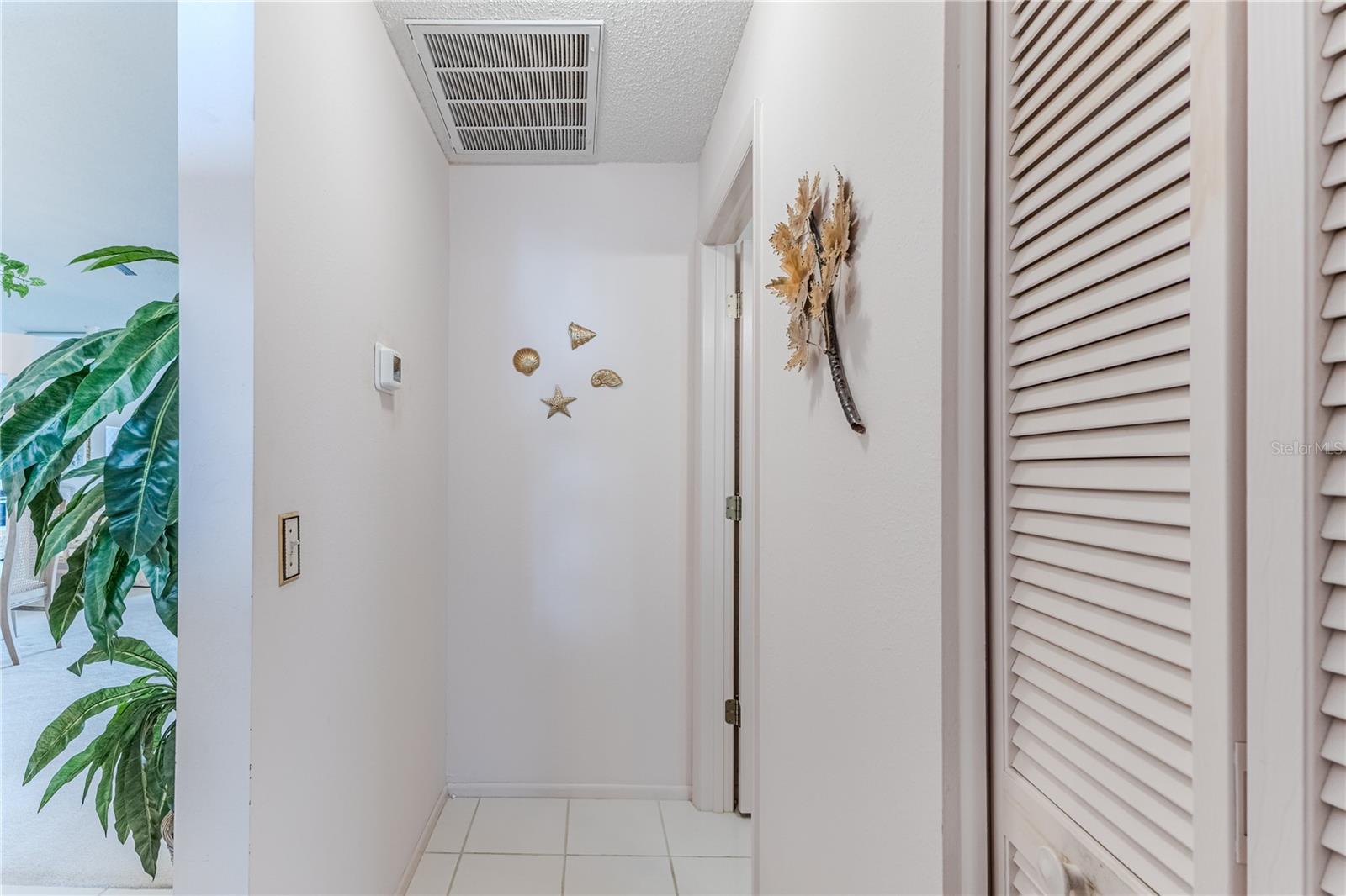 Image 8 of 62 For 2420 Rolling View Drive