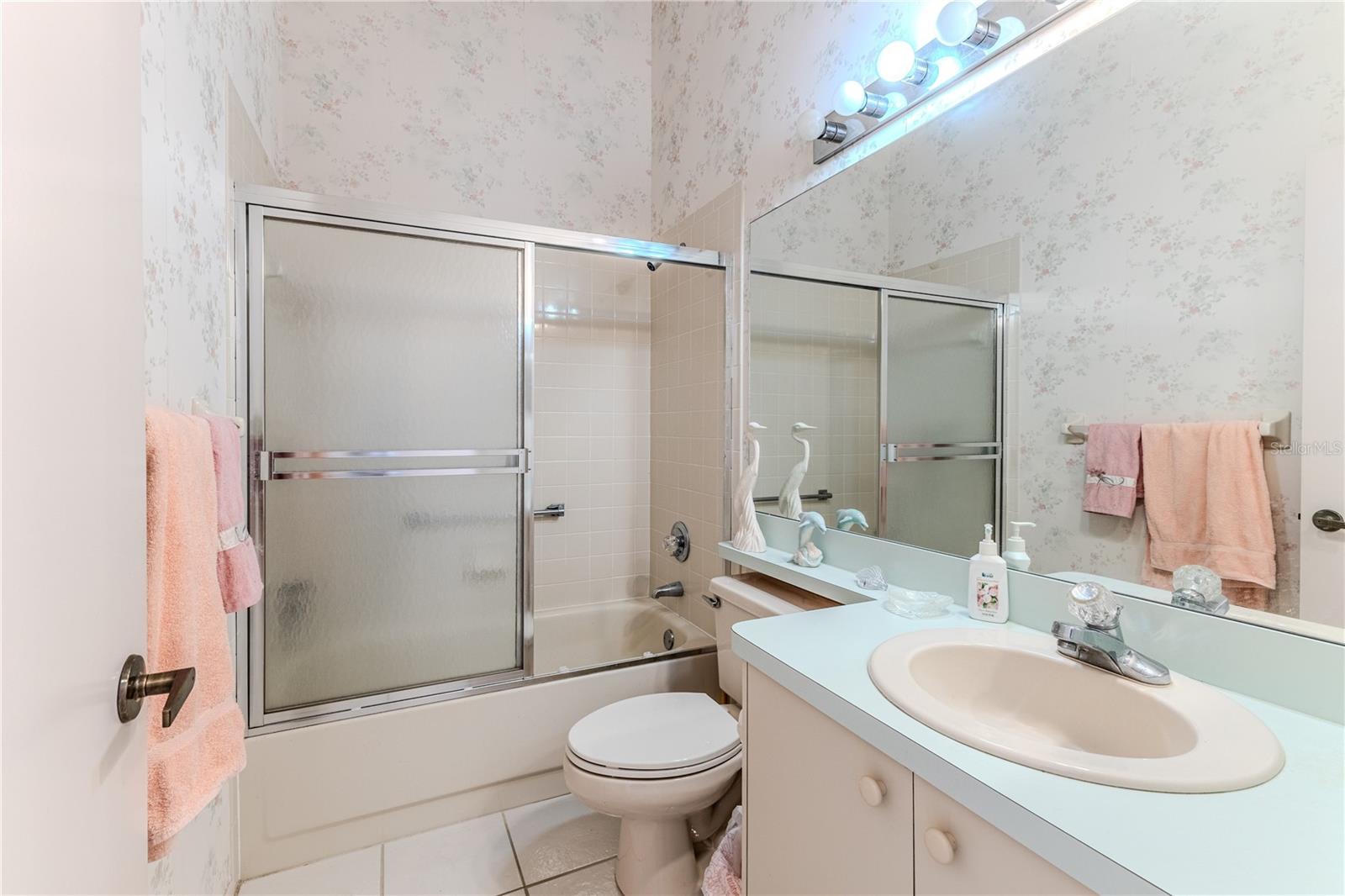 Image 9 of 62 For 2420 Rolling View Drive