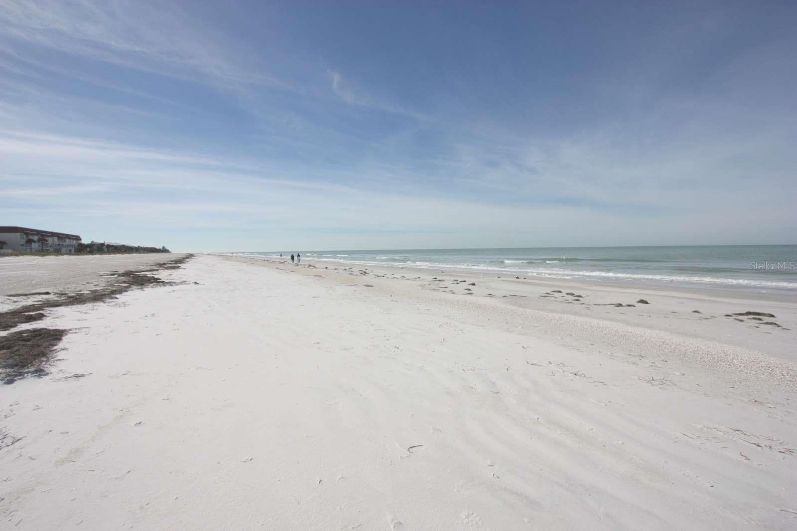 Image 23 of 28 For 3200 Gulf Boulevard 201