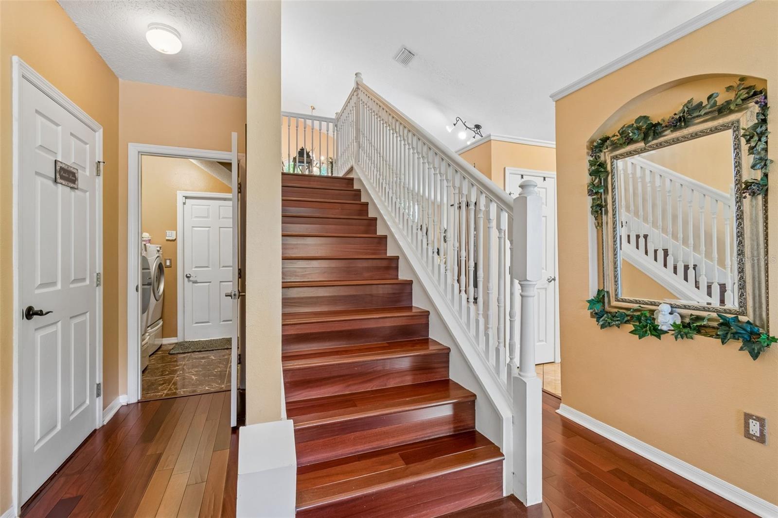 Image 21 of 56 For 9407 Chart House Court