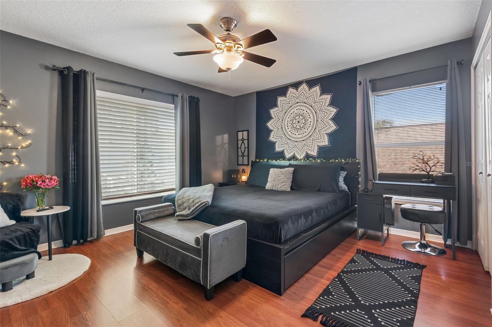 Image 22 of 56 For 9407 Chart House Court