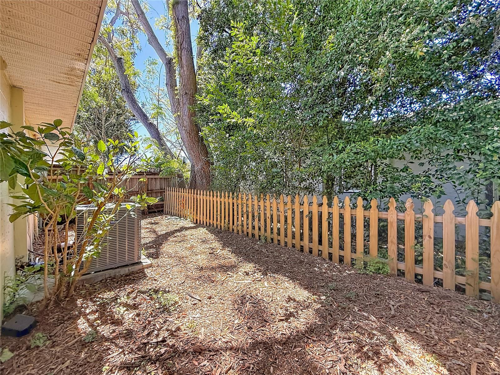 Image 21 of 50 For 5202 9th Avenue S