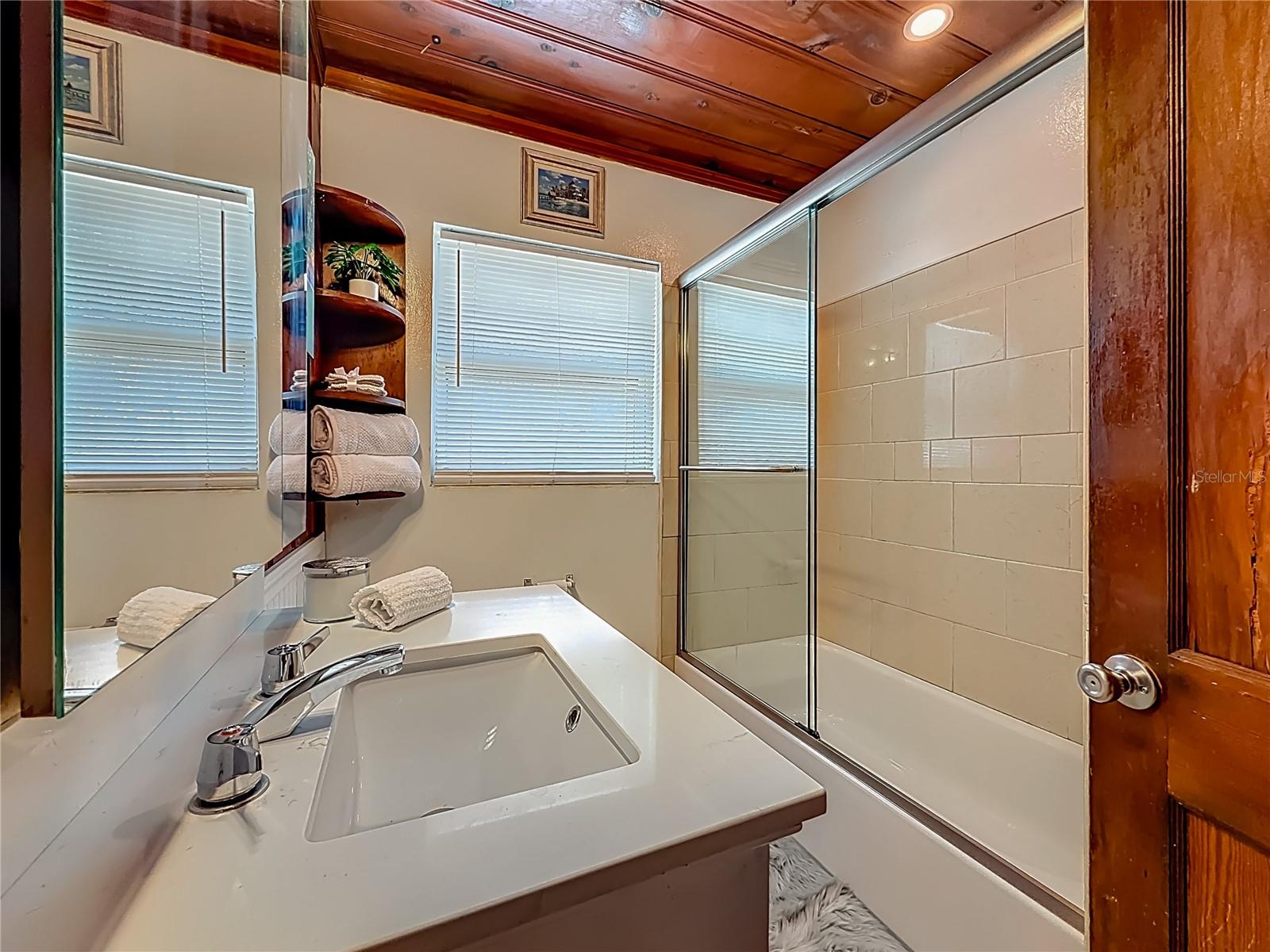 Image 5 of 50 For 5202 9th Avenue S