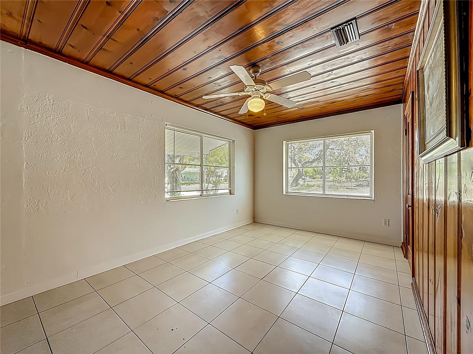 Image 8 of 50 For 5202 9th Avenue S