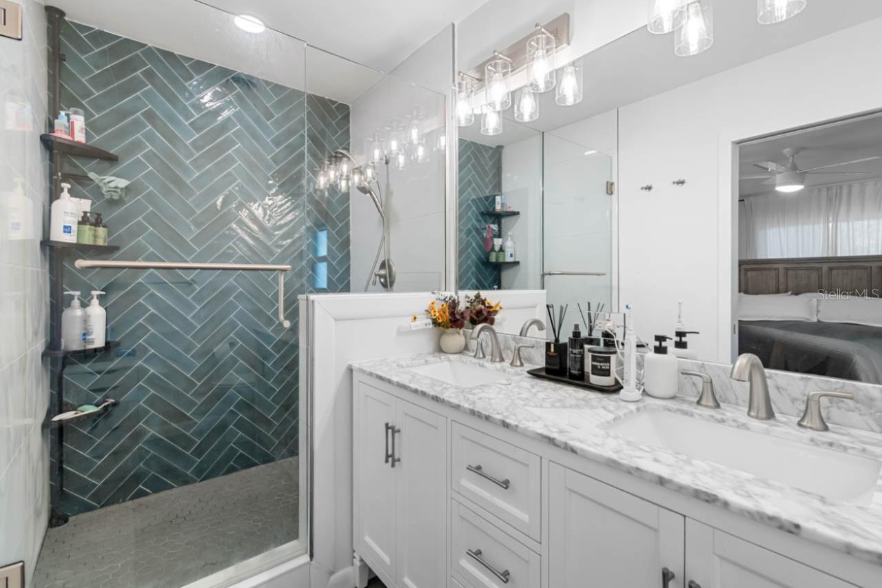 Image 19 of 49 For 3723 Orchard Grove Lane