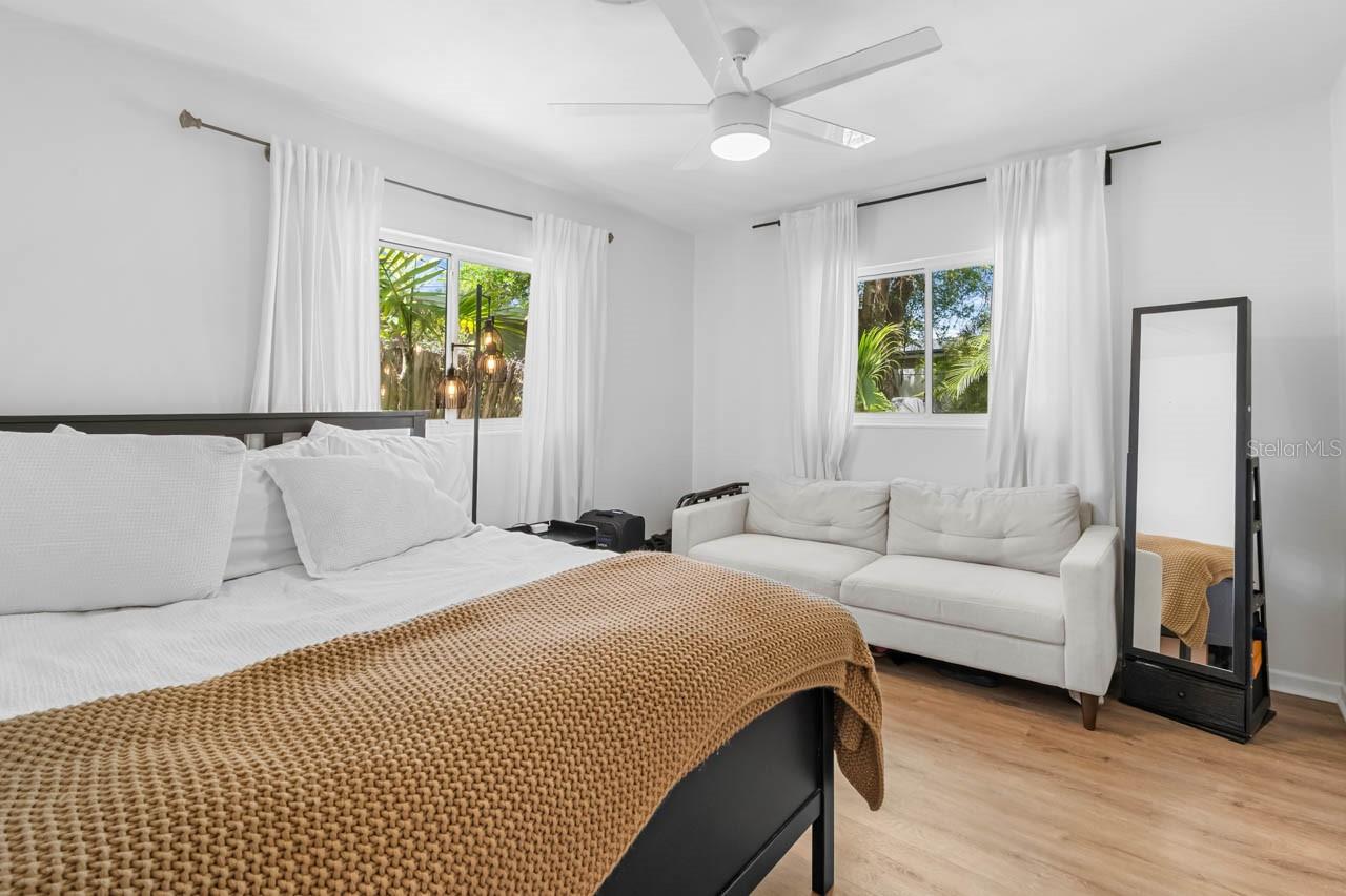 Image 21 of 49 For 3723 Orchard Grove Lane