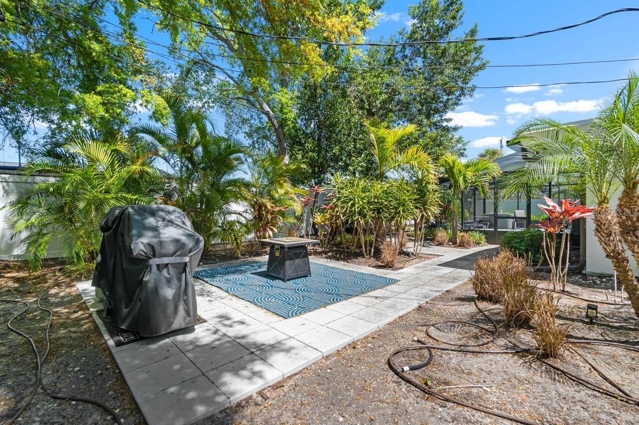 Image 28 of 49 For 3723 Orchard Grove Lane