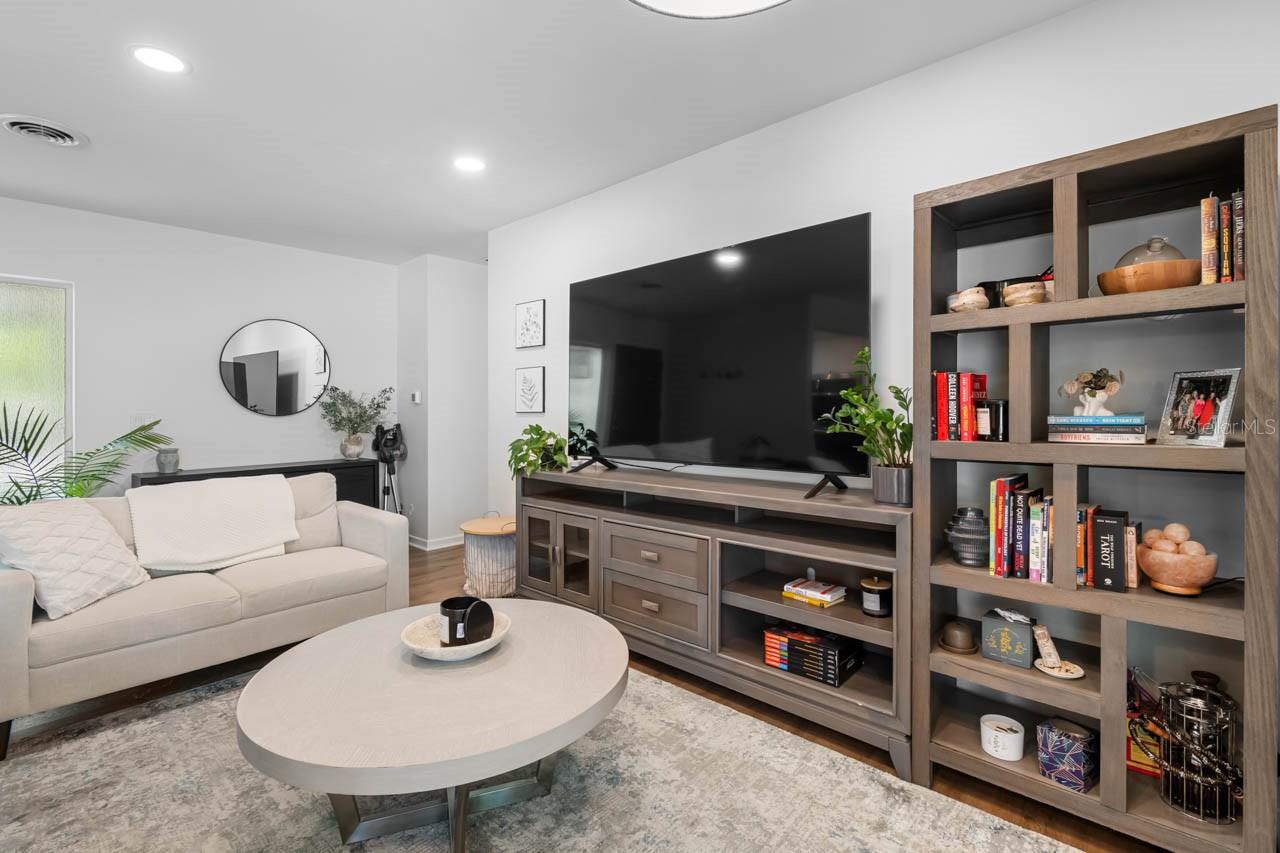 Image 9 of 49 For 3723 Orchard Grove Lane