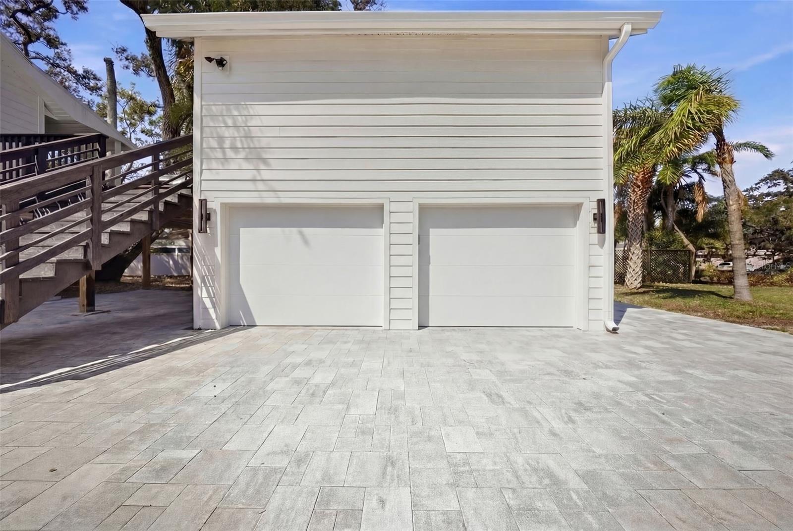 Image 11 of 72 For 1109 Charles Street