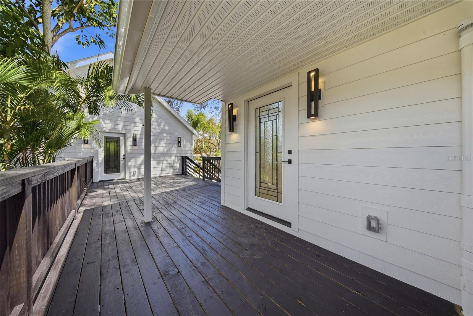 Image 18 of 72 For 1109 Charles Street