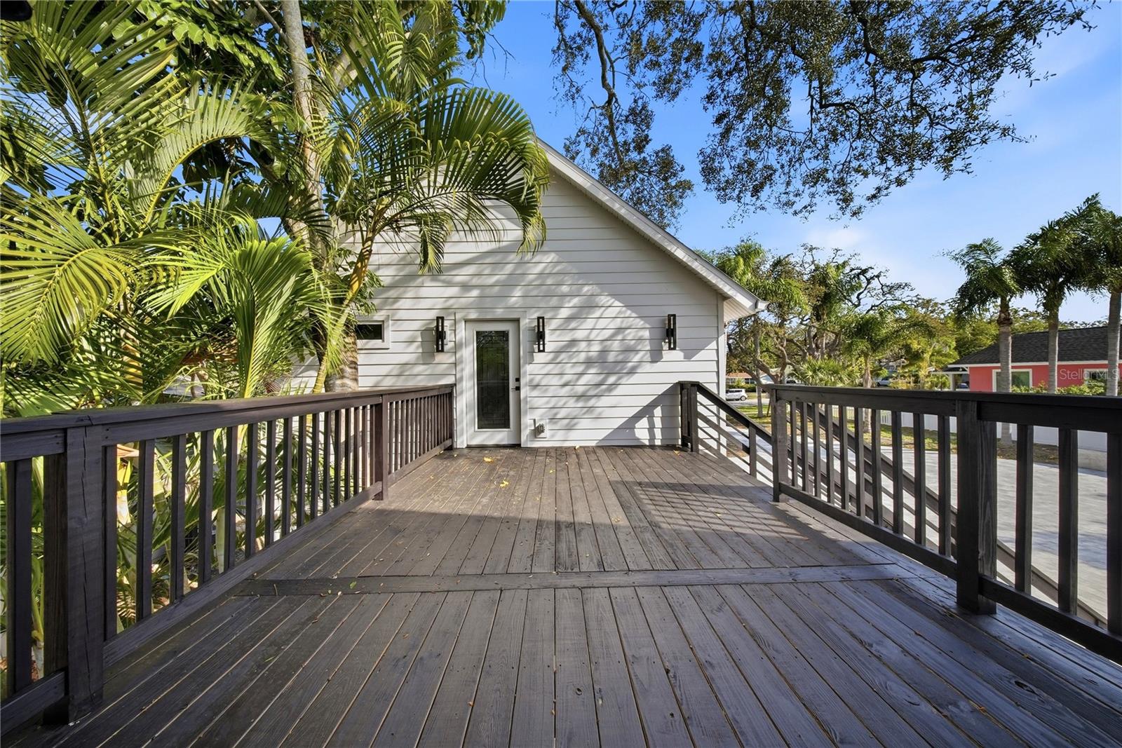 Image 19 of 72 For 1109 Charles Street