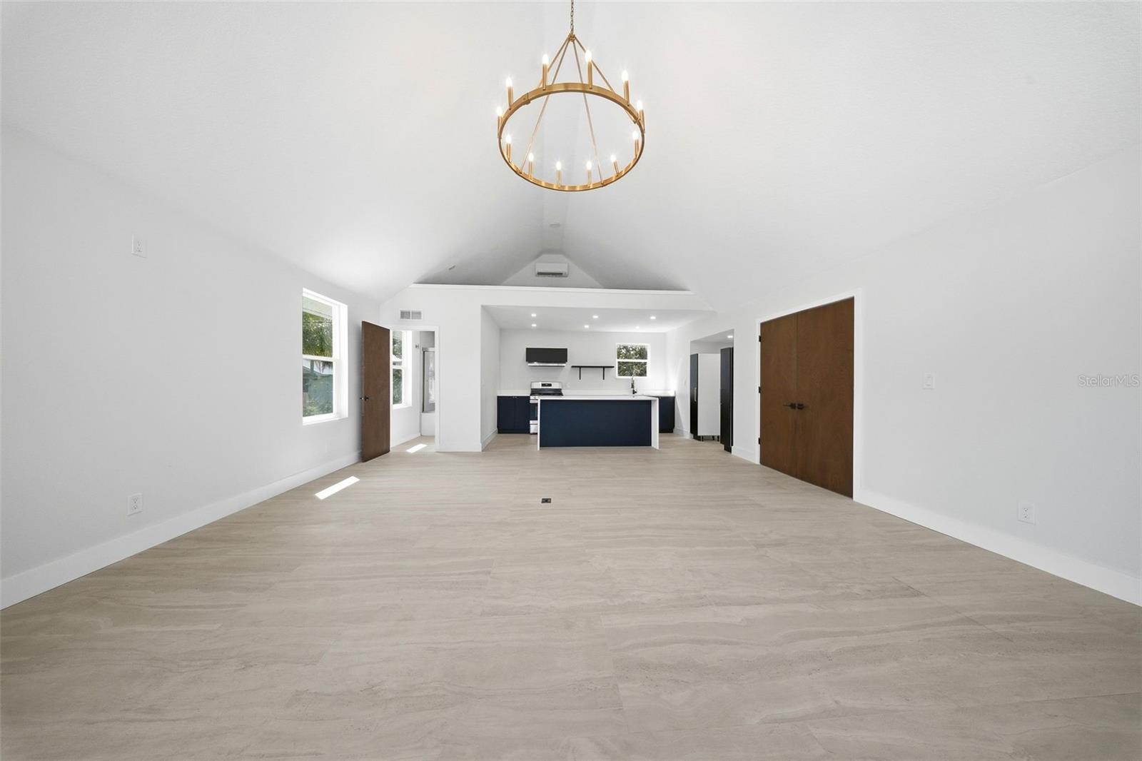 Image 24 of 72 For 1109 Charles Street