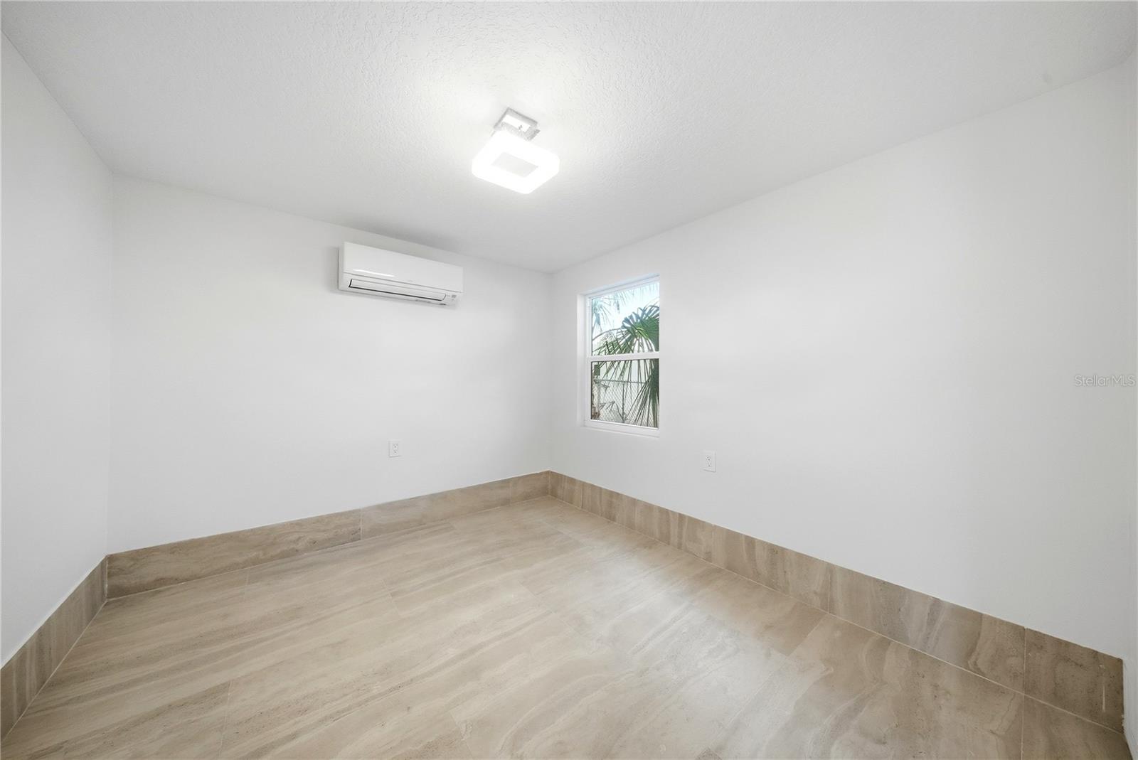 Image 49 of 72 For 1109 Charles Street