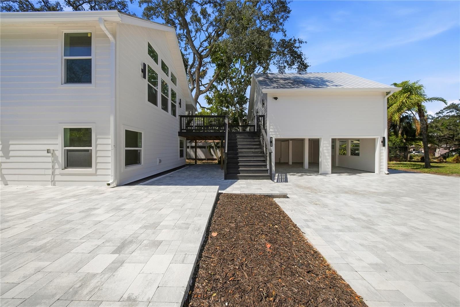 Image 6 of 72 For 1109 Charles Street