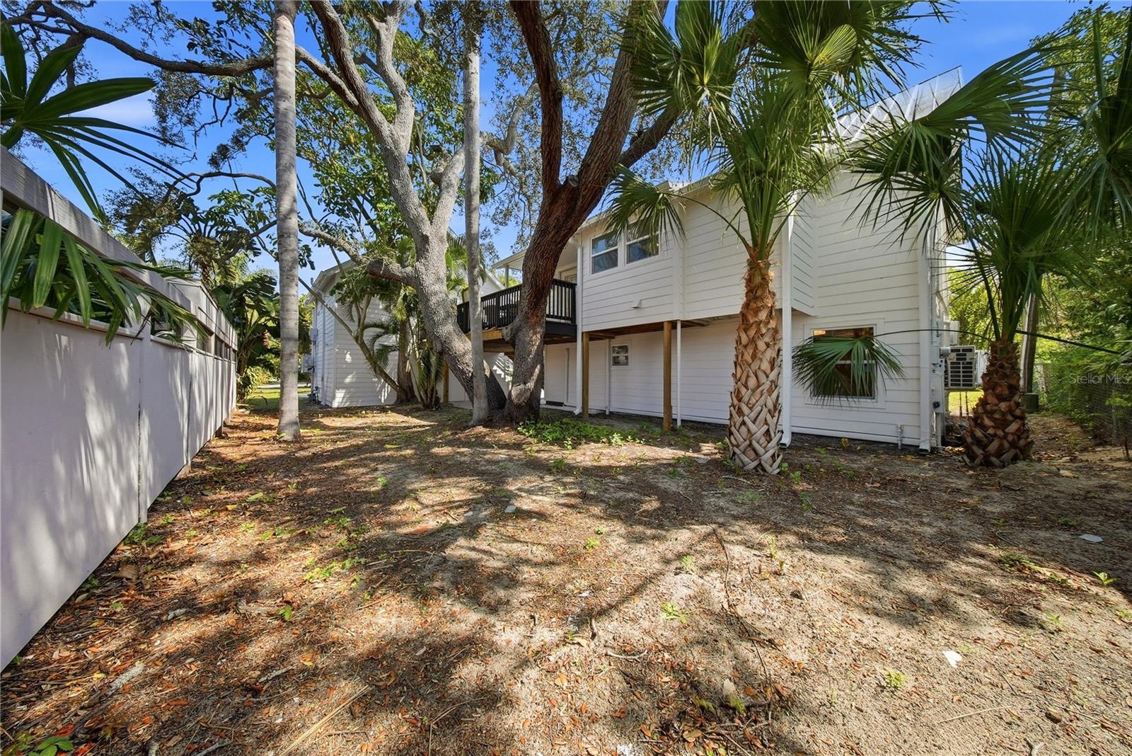 Image 61 of 72 For 1109 Charles Street