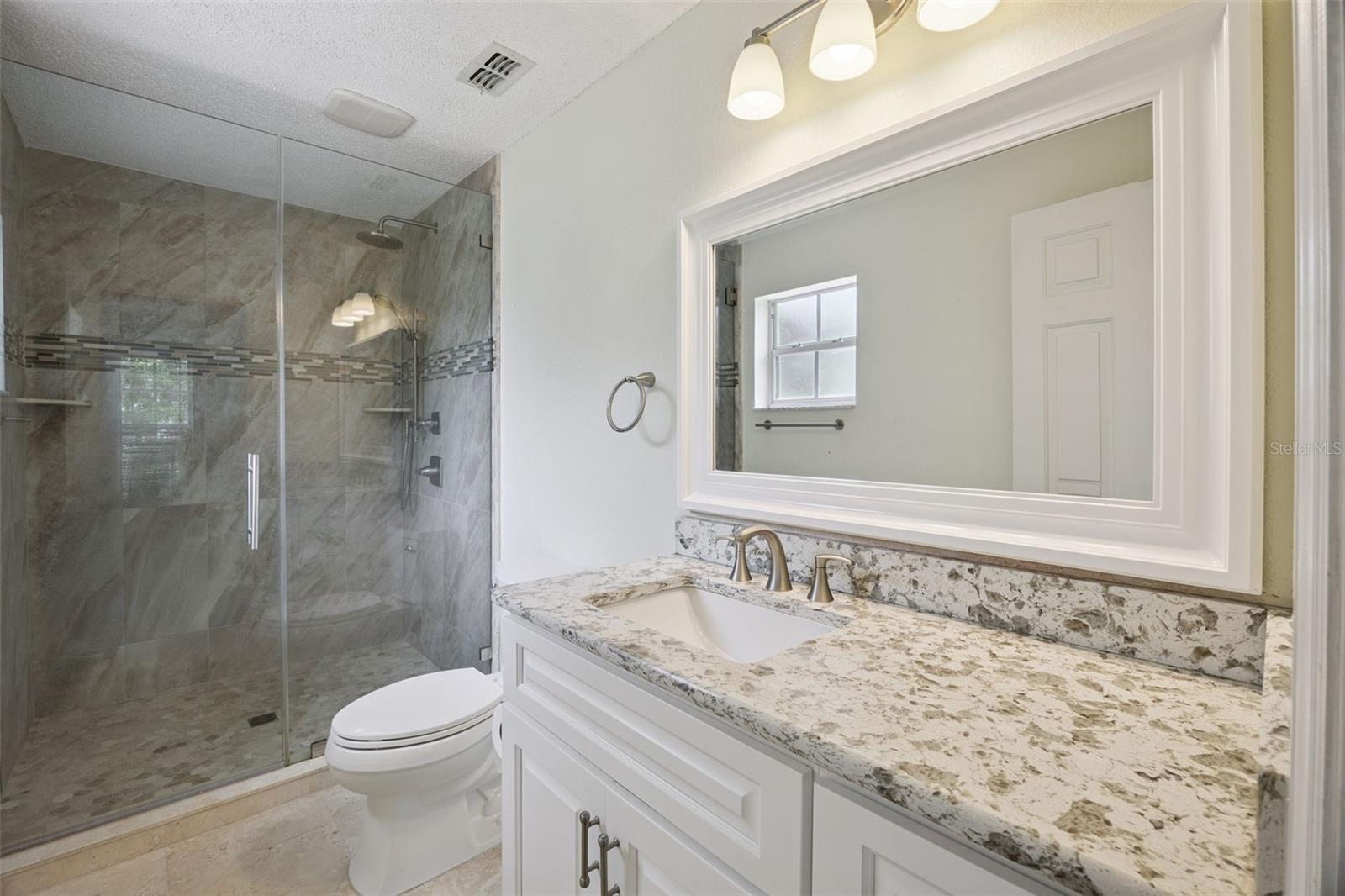 Image 12 of 20 For 124 Diamond Ridge Boulevard