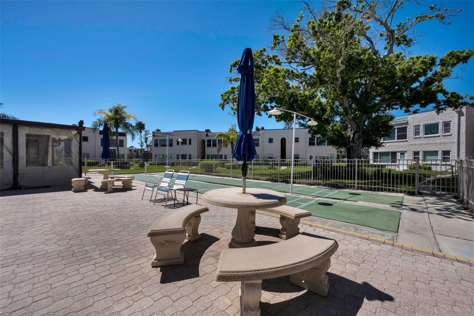 Image 40 of 44 For 219 Elmwood Circle 219