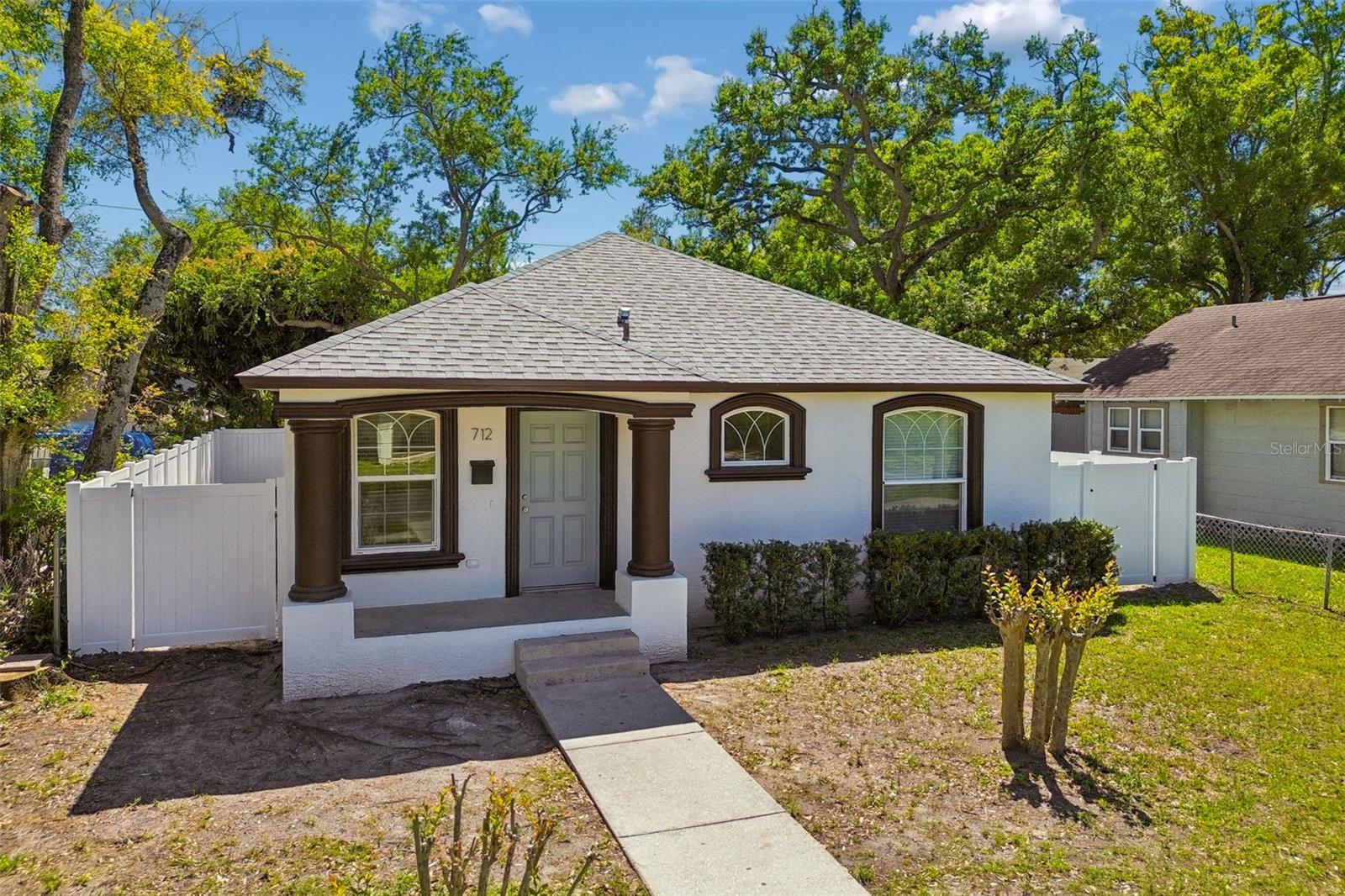 Image 72 of 74 For 712 15th Avenue S