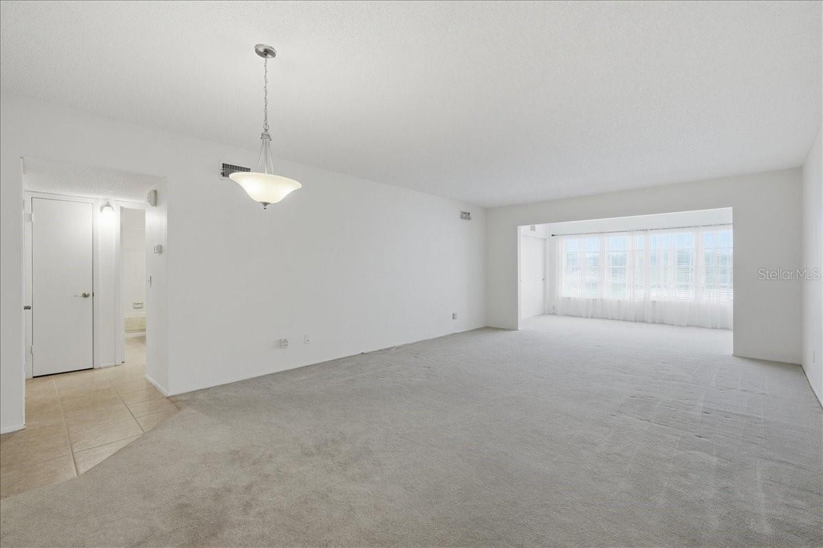 Listing photo id 13 for 2285 Israeli Drive 45