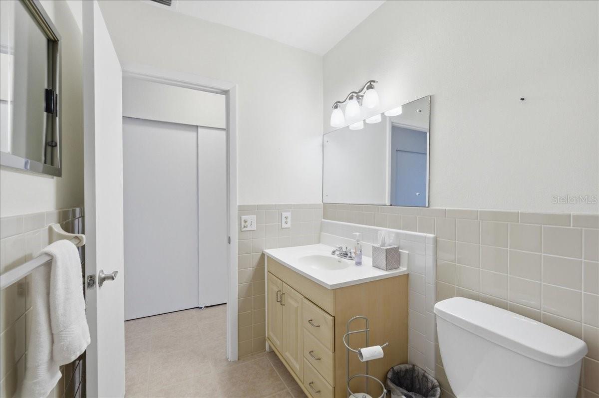 Listing photo id 26 for 2285 Israeli Drive 45