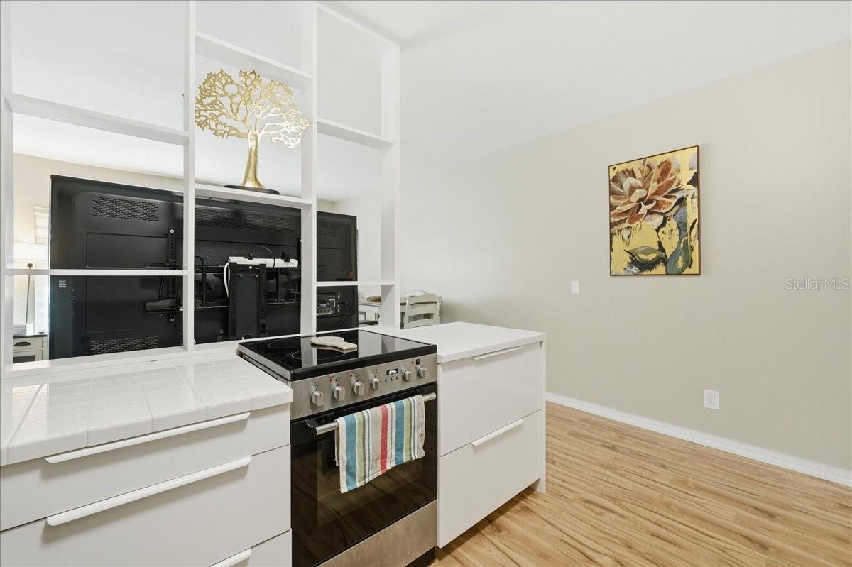 Image 10 of 49 For 2400 Franciscan Drive 38