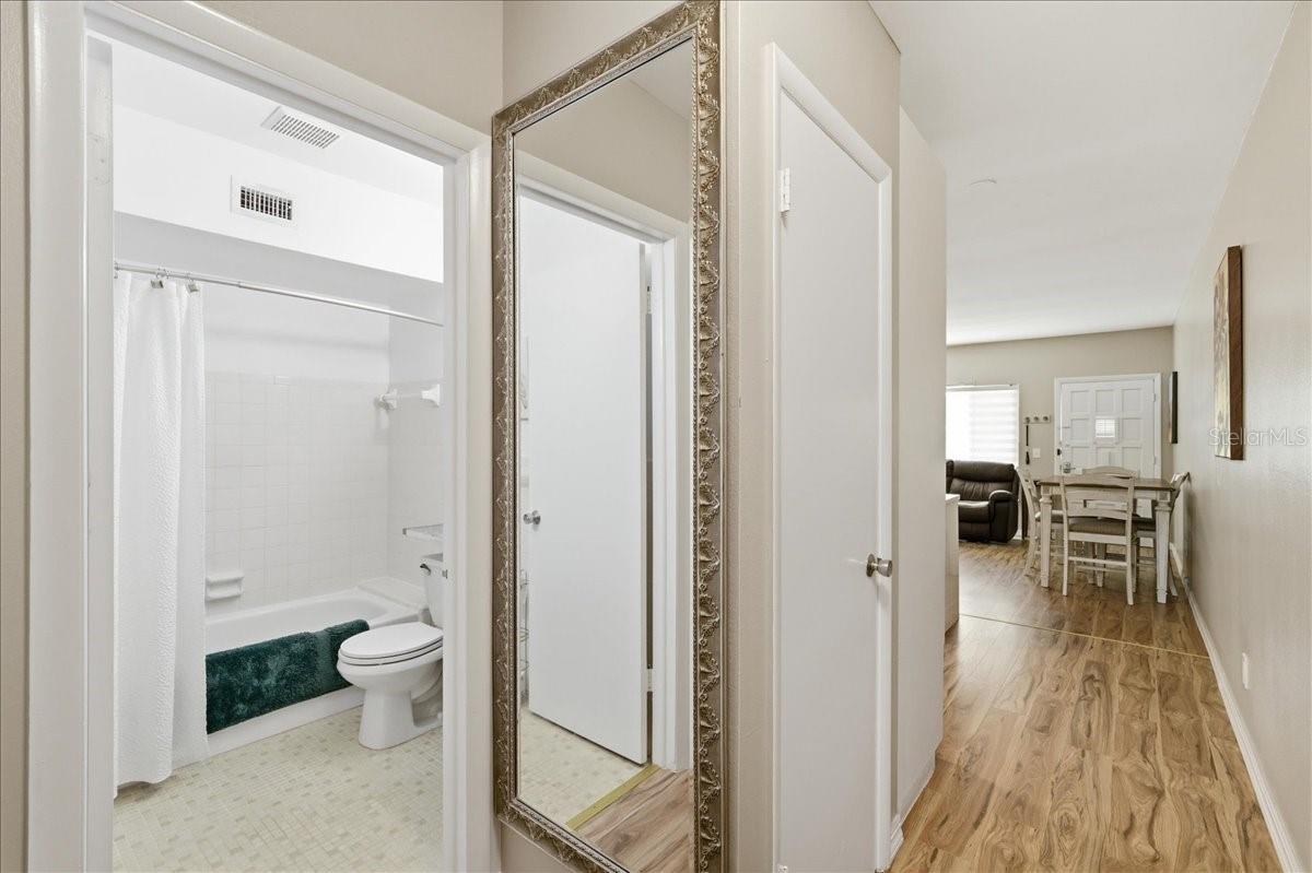 Image 15 of 49 For 2400 Franciscan Drive 38