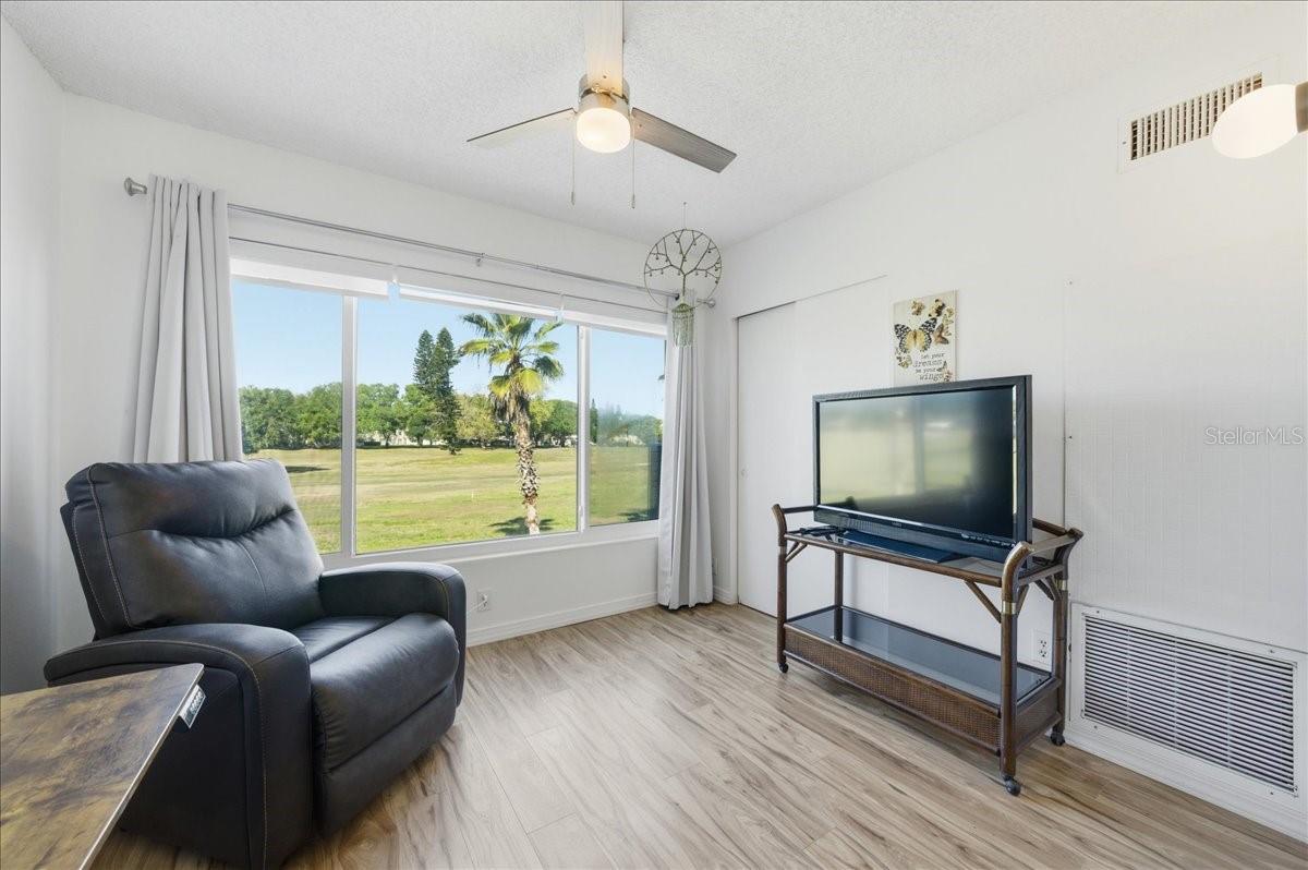 Image 24 of 49 For 2400 Franciscan Drive 38