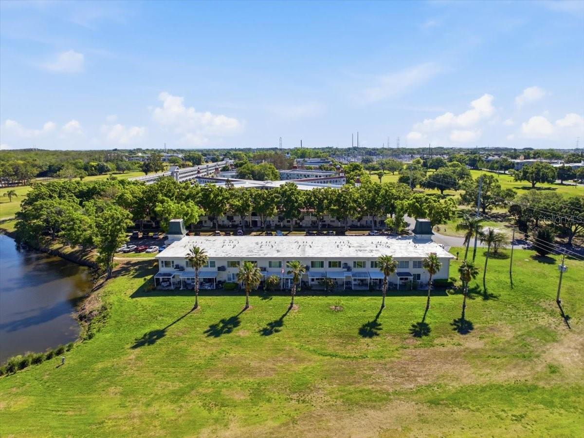 Image 35 of 49 For 2400 Franciscan Drive 38