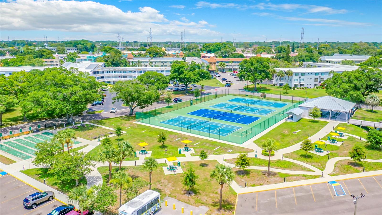 Image 46 of 49 For 2400 Franciscan Drive 38