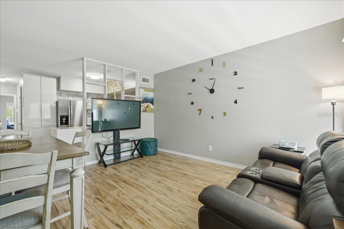 Image 6 of 49 For 2400 Franciscan Drive 38