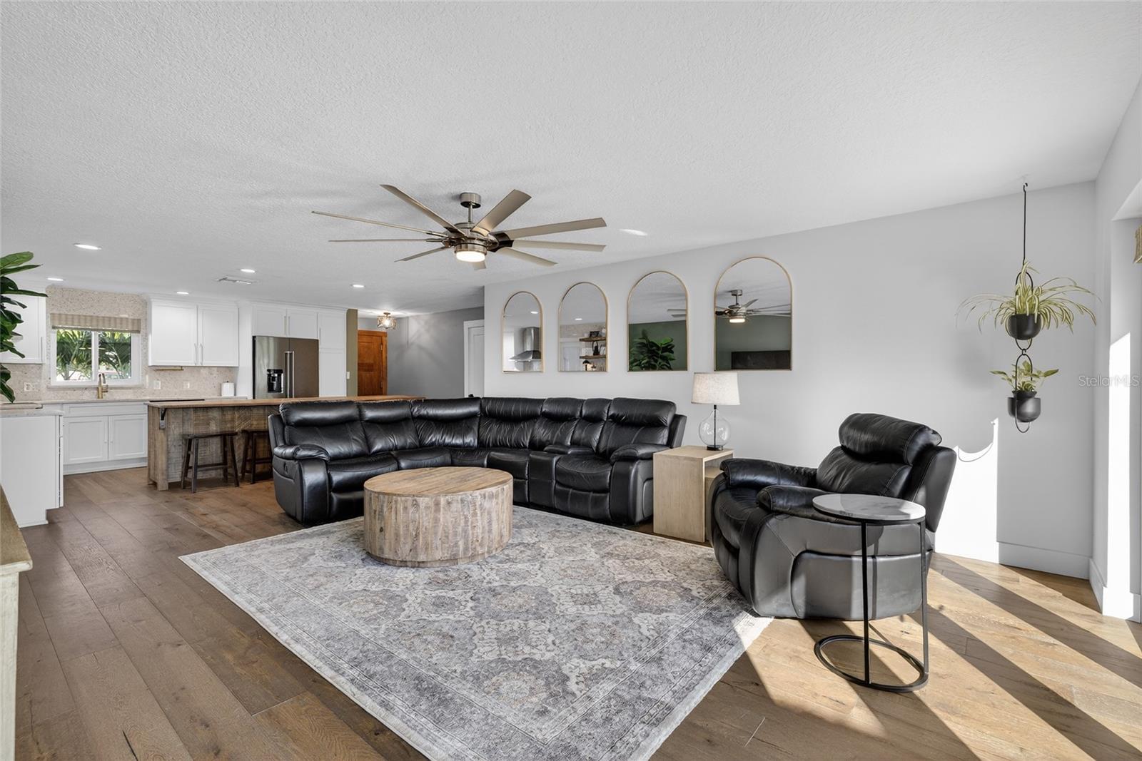 Image 13 of 53 For 2171 Lagoon Drive