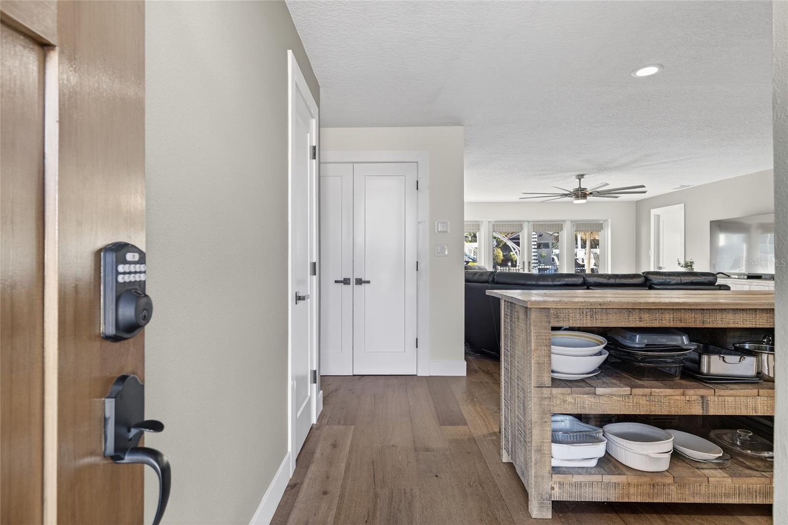 Image 17 of 53 For 2171 Lagoon Drive