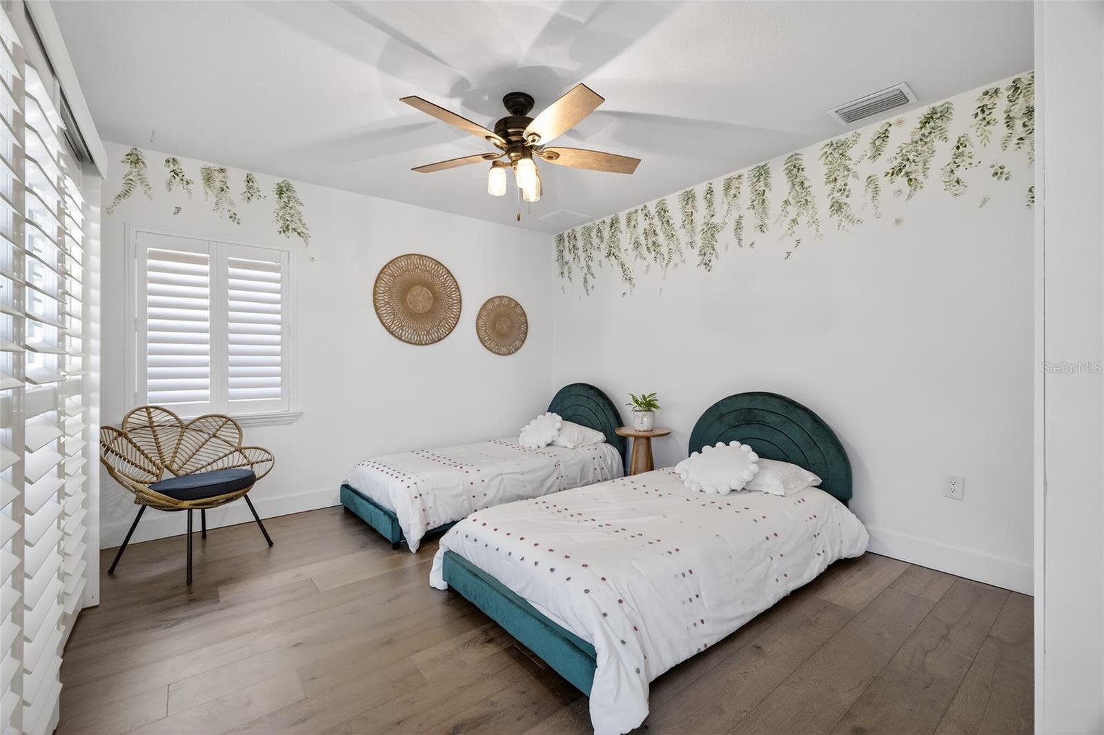 Image 30 of 53 For 2171 Lagoon Drive