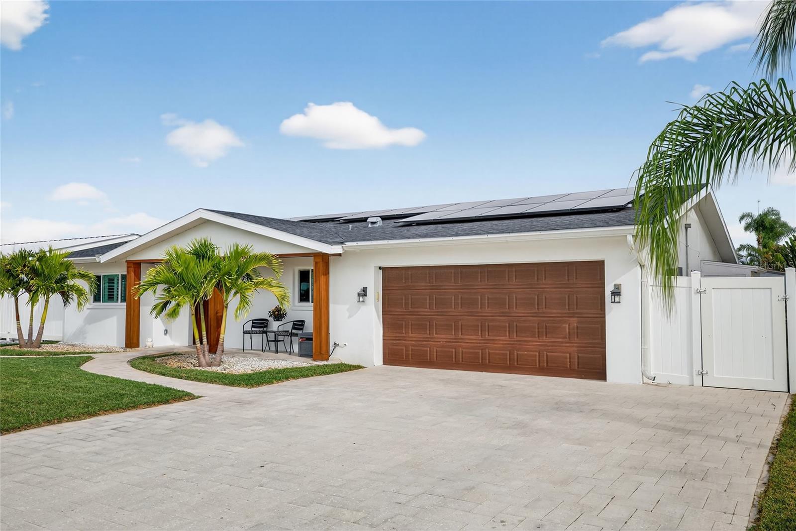 Image 45 of 53 For 2171 Lagoon Drive