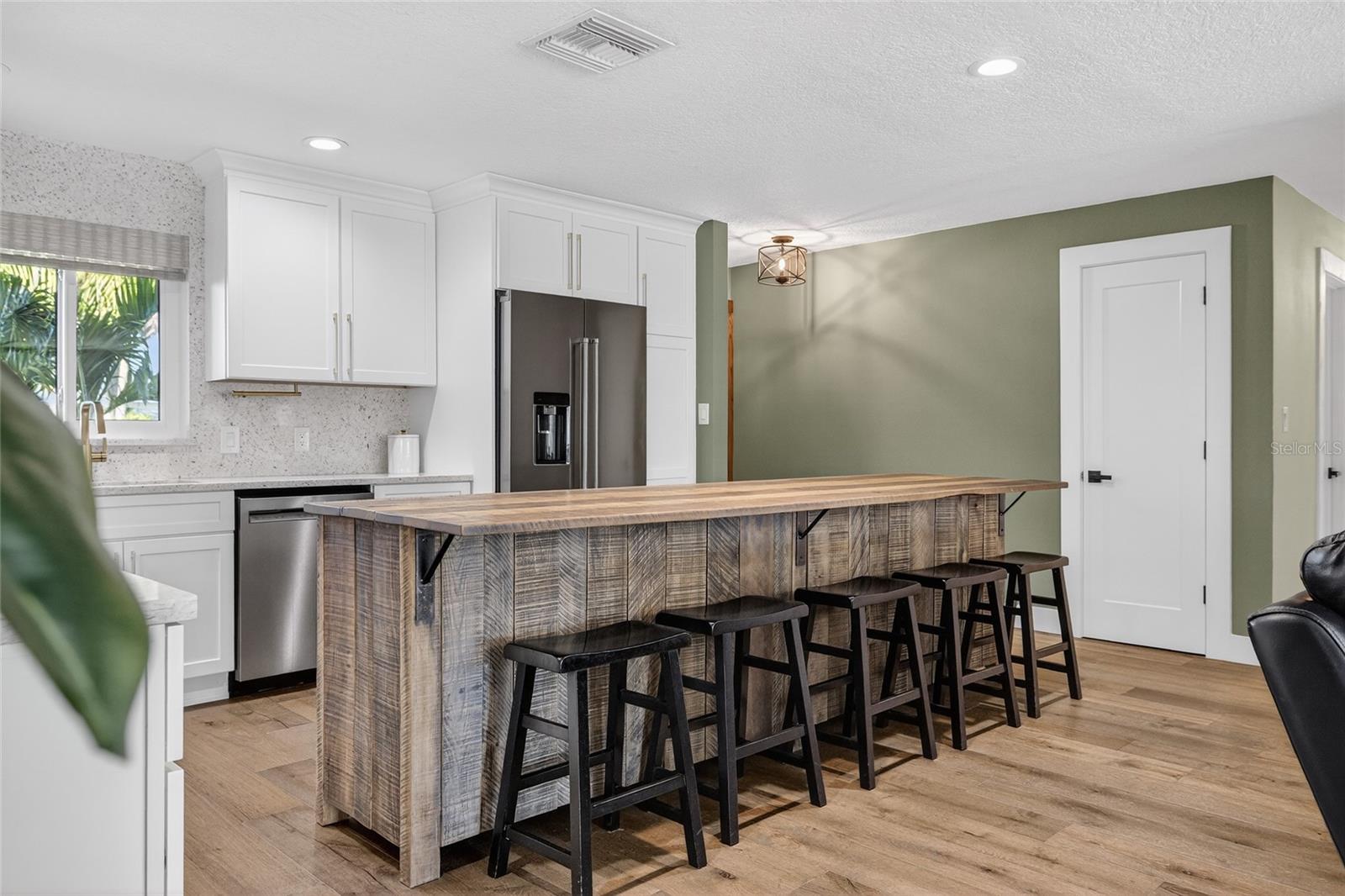 Image 8 of 53 For 2171 Lagoon Drive