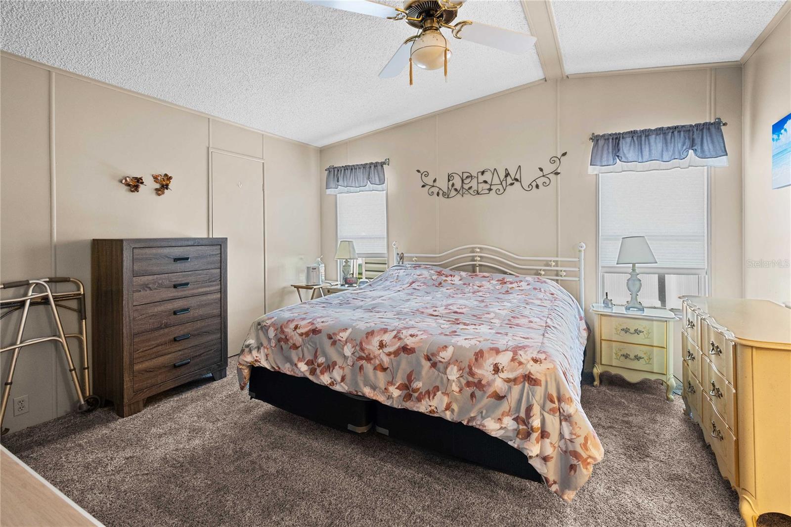 Image 14 of 60 For 36853 Jodi Avenue