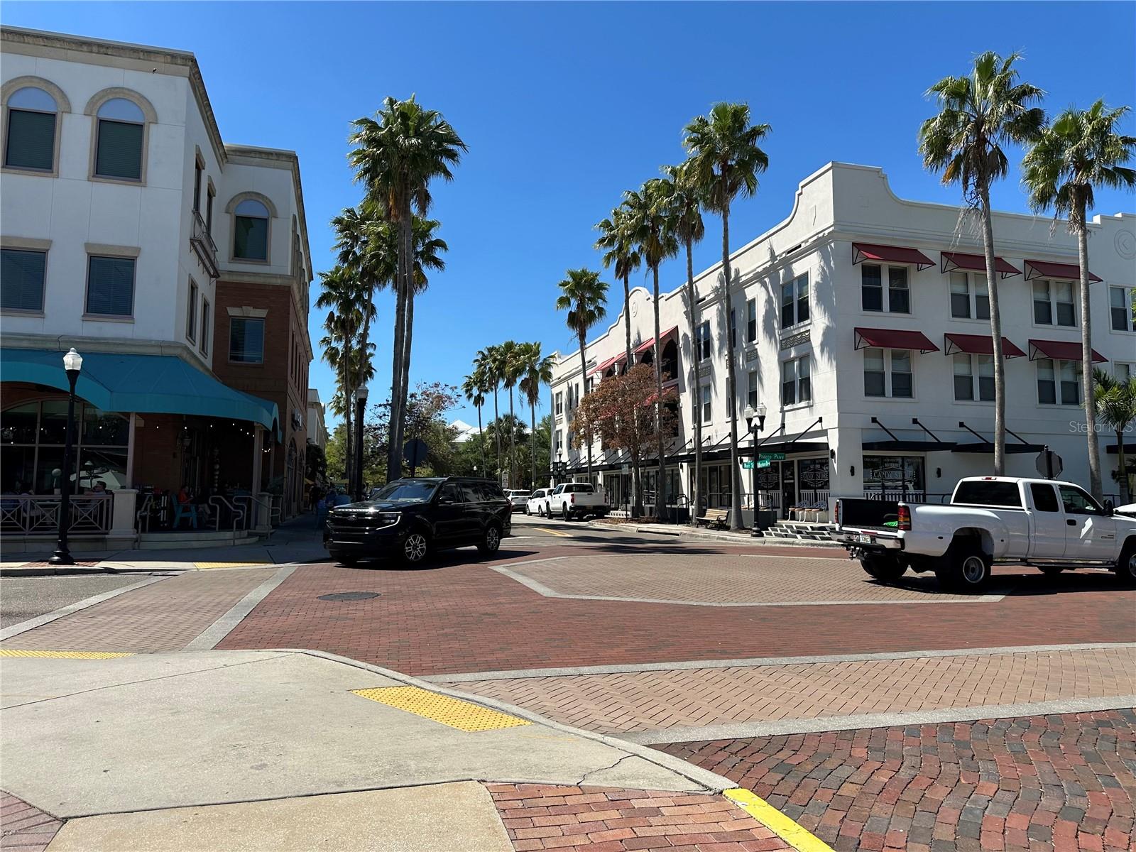 Image 39 of 47 For 215 Lighthouse Court 40215