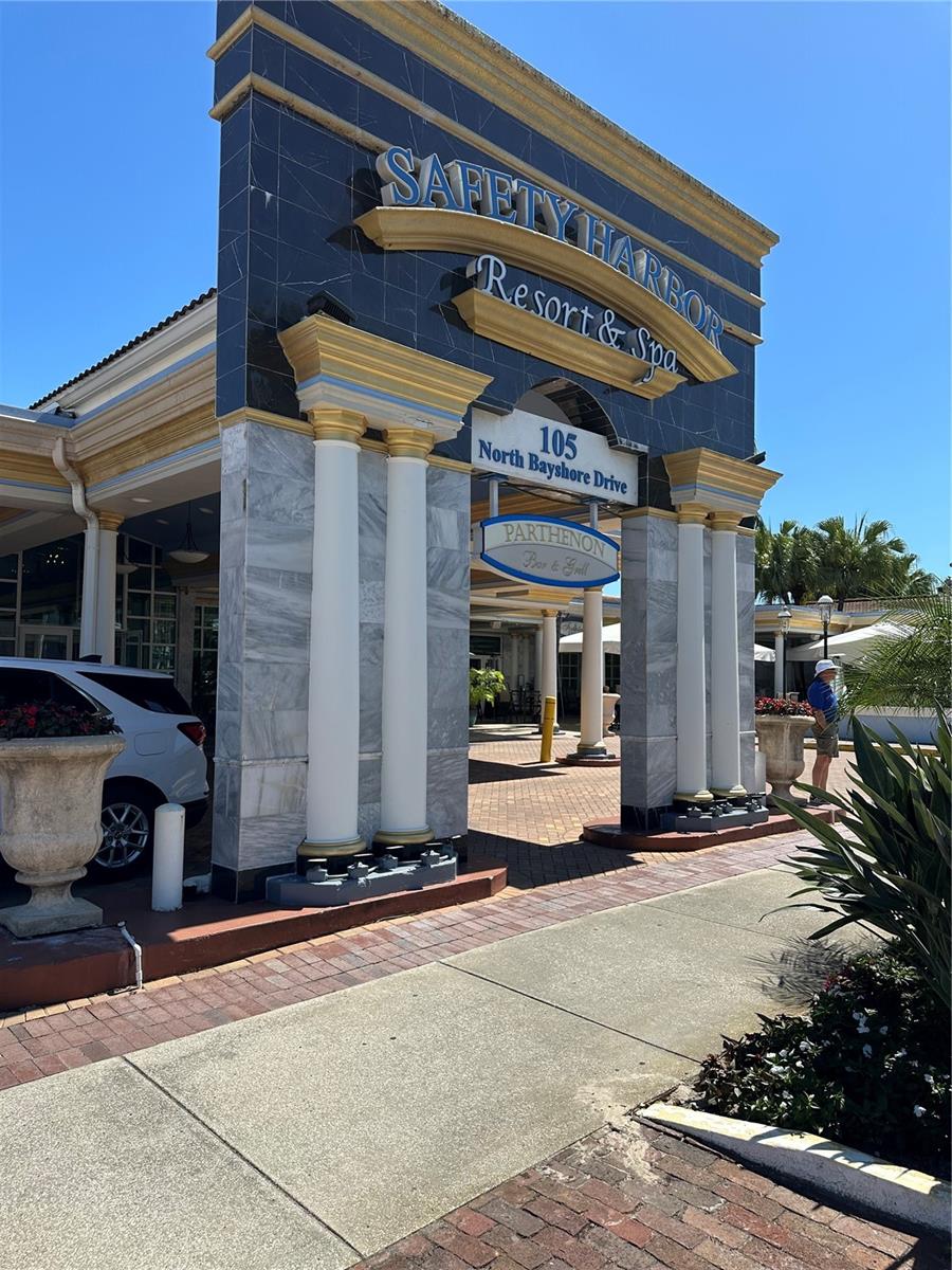 Image 41 of 47 For 215 Lighthouse Court 40215