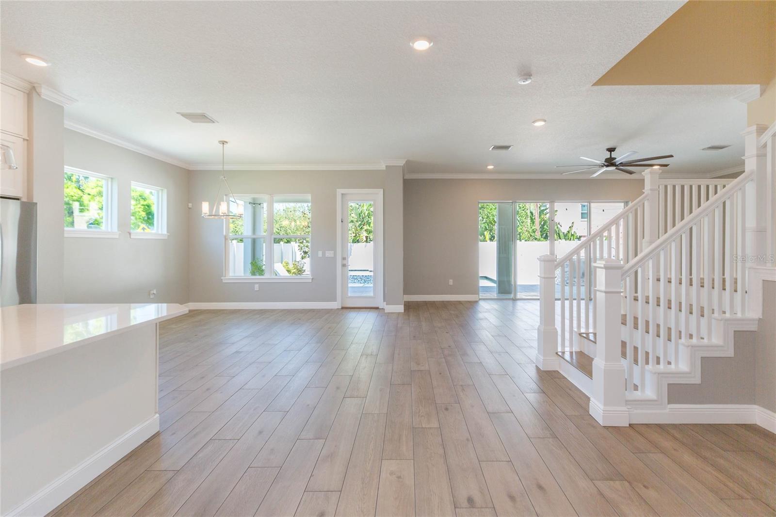 Image 12 of 74 For 3621 De Leon Street