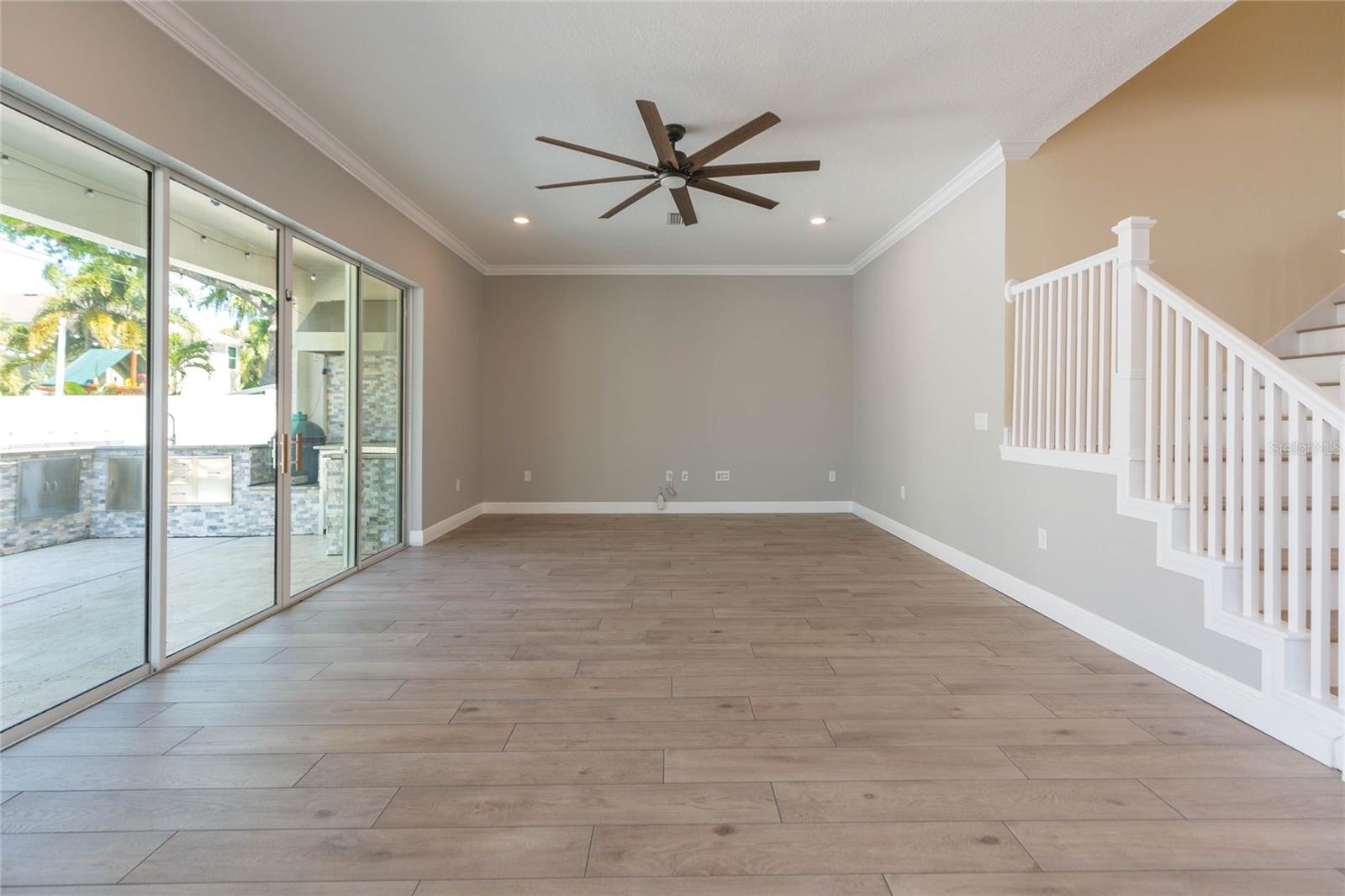 Image 17 of 74 For 3621 De Leon Street