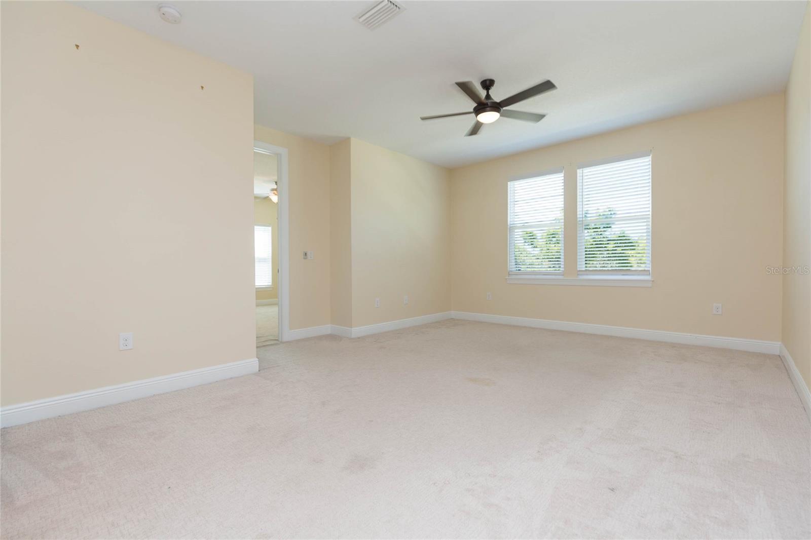 Image 21 of 74 For 3621 De Leon Street